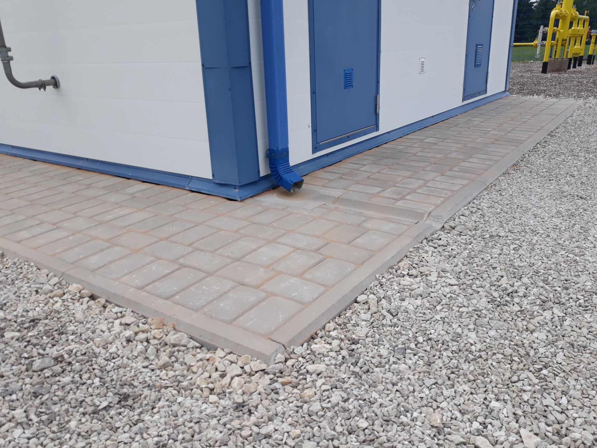 Äärekivide paigaldus. Tartu ja Lõuna-Eesti. CID OÜ